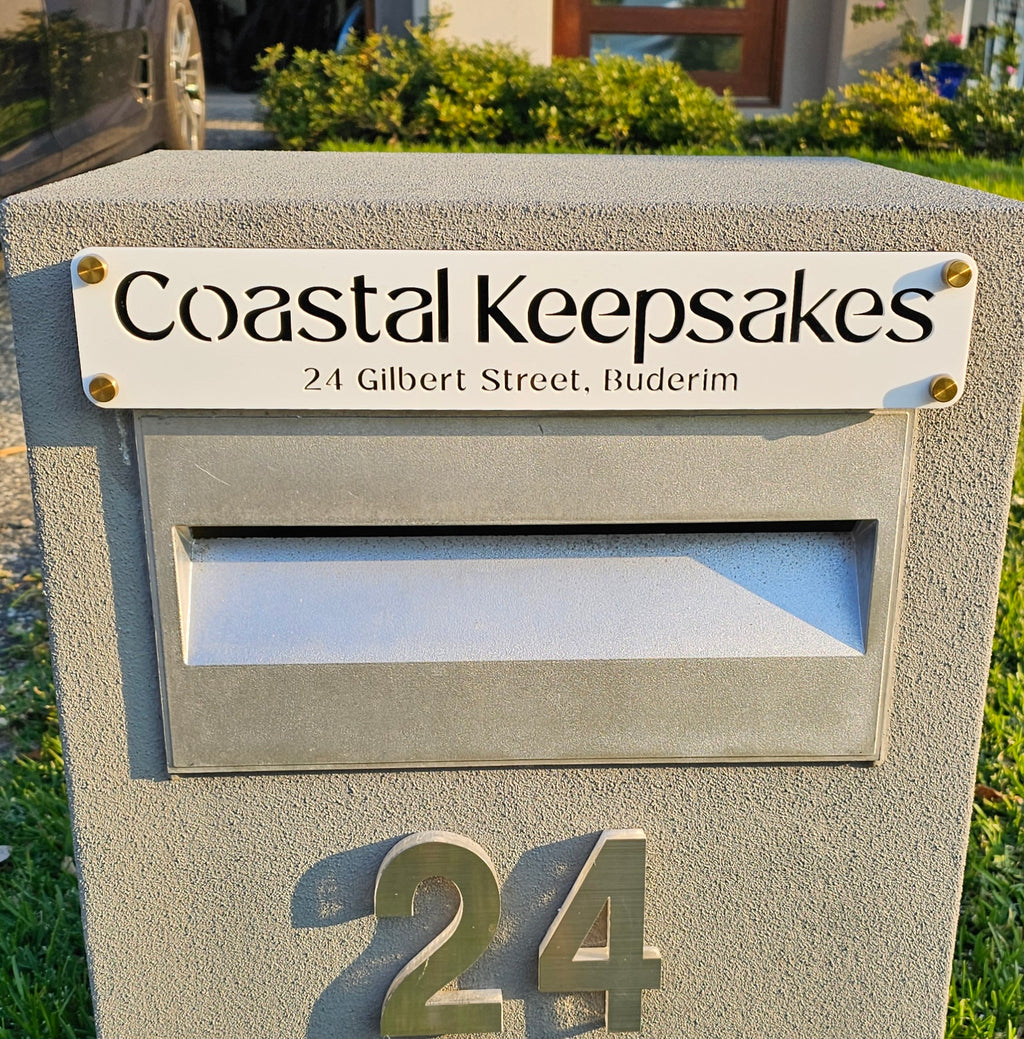 Custom Acrylic House Sign – Two-Layer Design